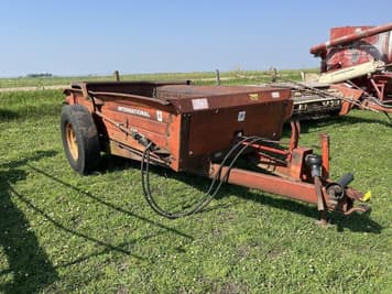 Main image International Harvester 540